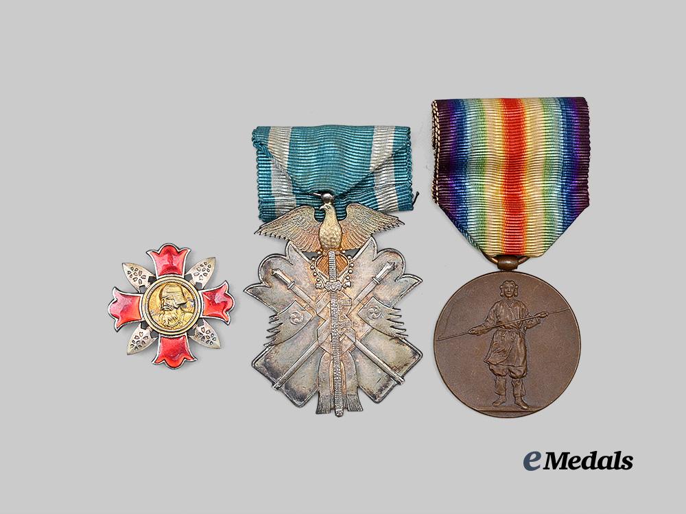 japan,_empire._a_lot_of_three_orders,_medals&_decorations_e_medals__w8486_5