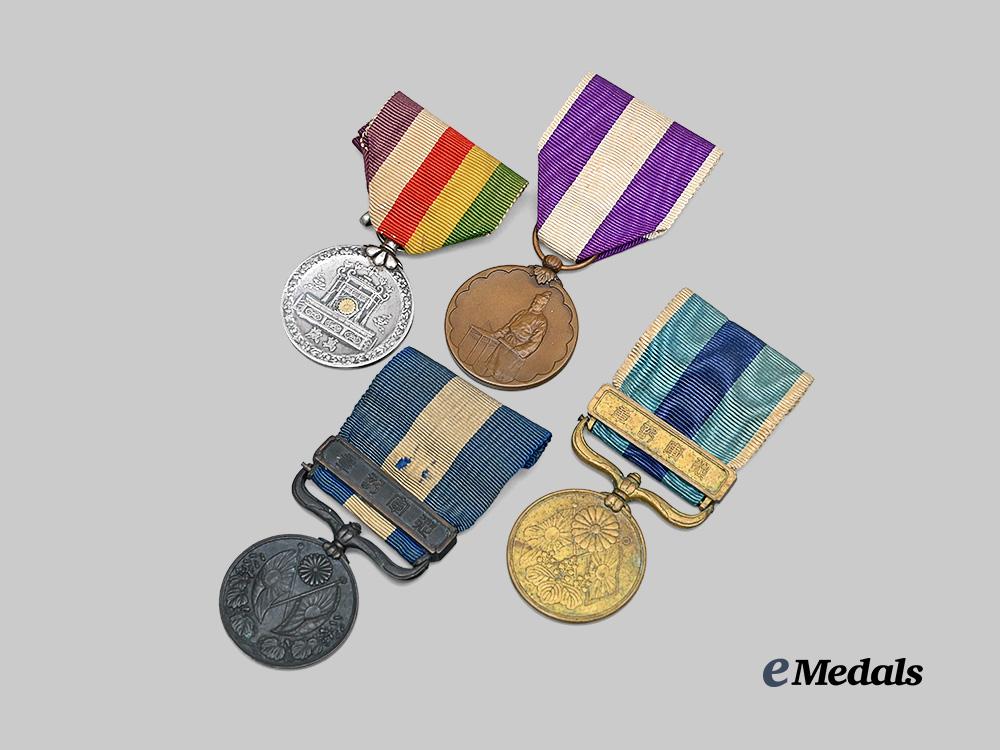 japan,_empire._a_lot_of_four_cased_medals_e_medals__w8487_8