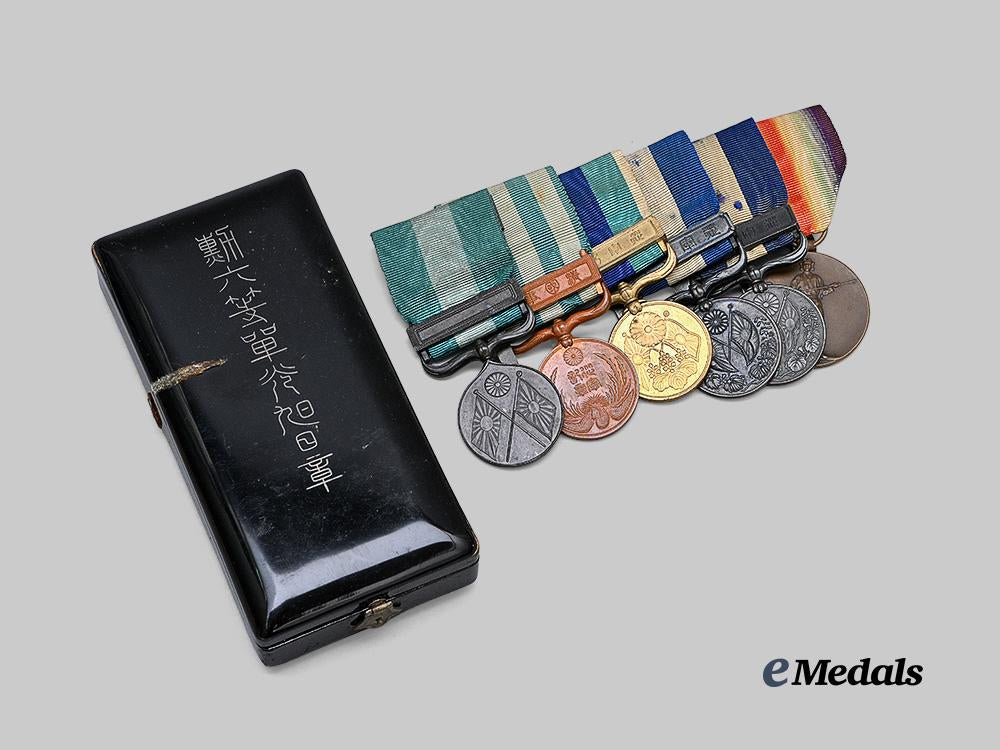 japan,_empire._a_pair_of_orders&_awards_e_medals__w8489_2