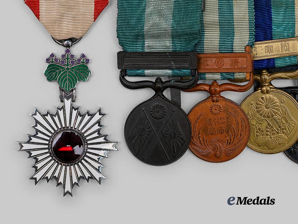 japan,_empire._a_pair_of_orders&_awards_e_medals__w8489_6