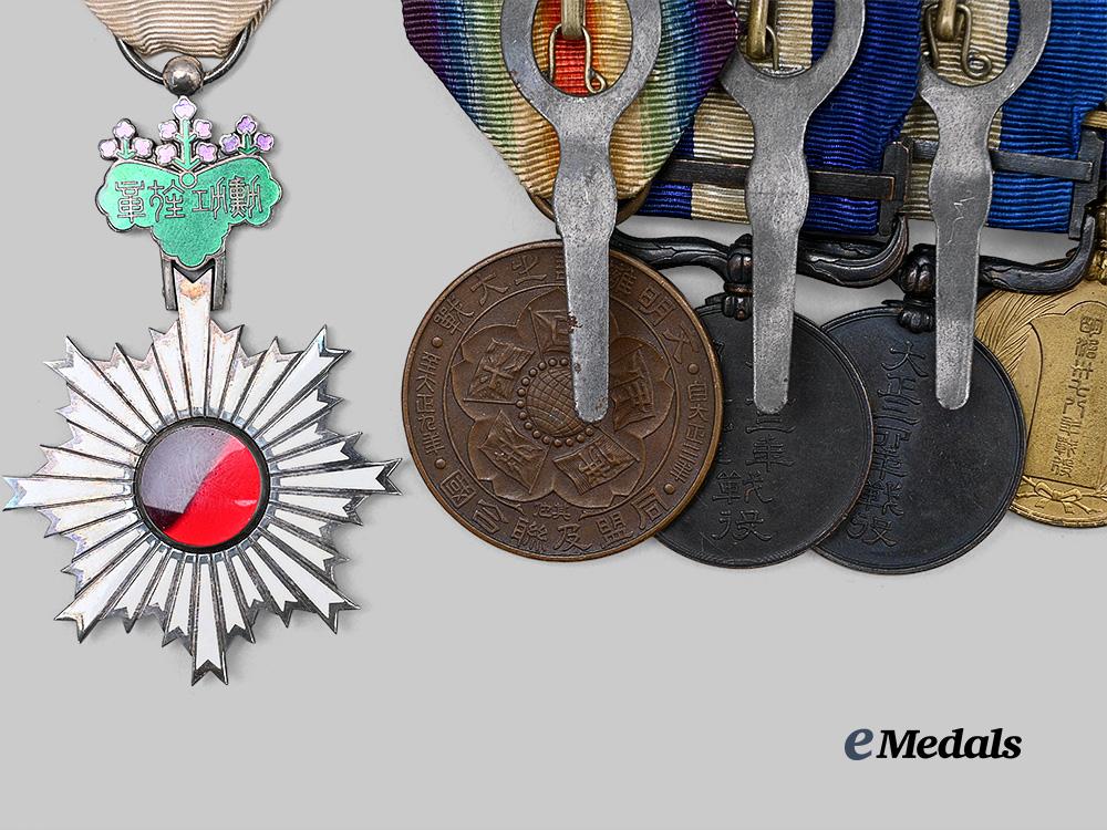 japan,_empire._a_pair_of_orders&_awards_e_medals__w8489_9