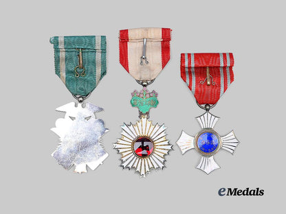 japan,_empire._a_lot_of_three_orders&_decorations_e_medals__w8490_7