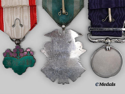 japan,_empire._a_lot_of_three_orders&_awards_e_medals__w8491_8