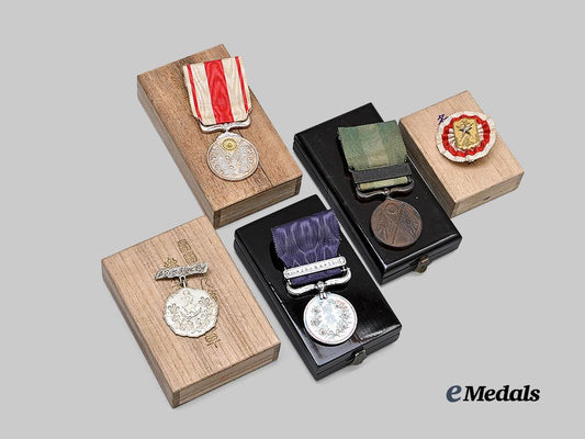 japan,_empire._a_lot_of_medals,_awards&_badges_e_medals__w8493_4
