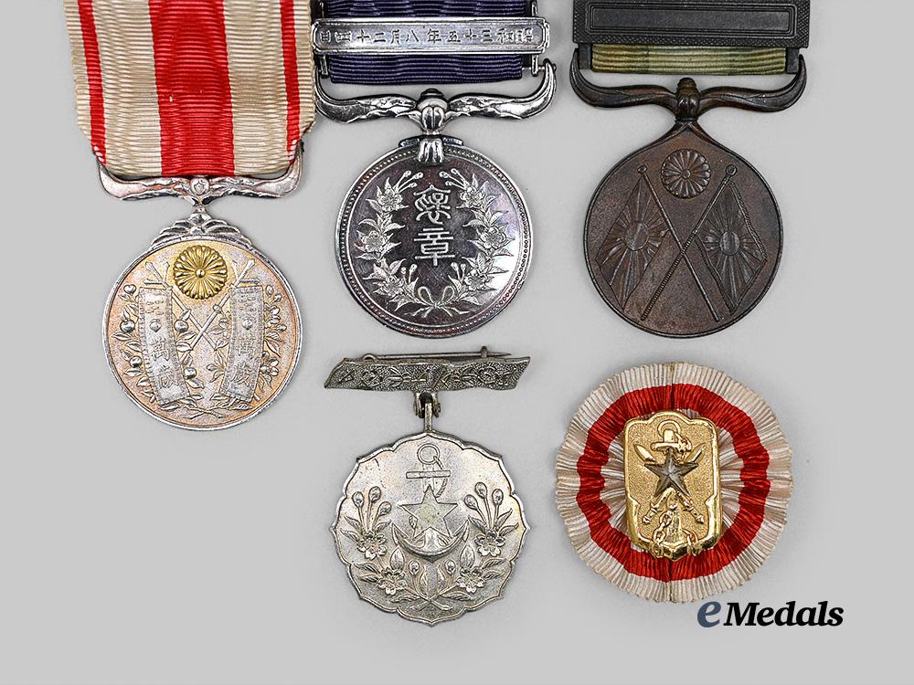japan,_empire._a_lot_of_medals,_awards&_badges_e_medals__w8493_6