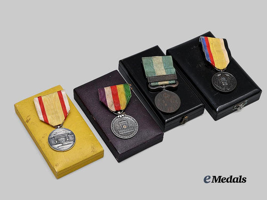 japan,_empire._a_lot_of_four_medals&_awards_e_medals__w8494_4