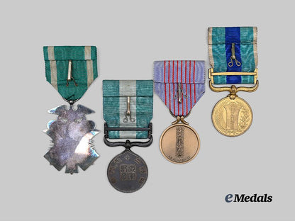 japan,_empire._a_lot_of_four_orders&_awards_e_medals__w8496_7