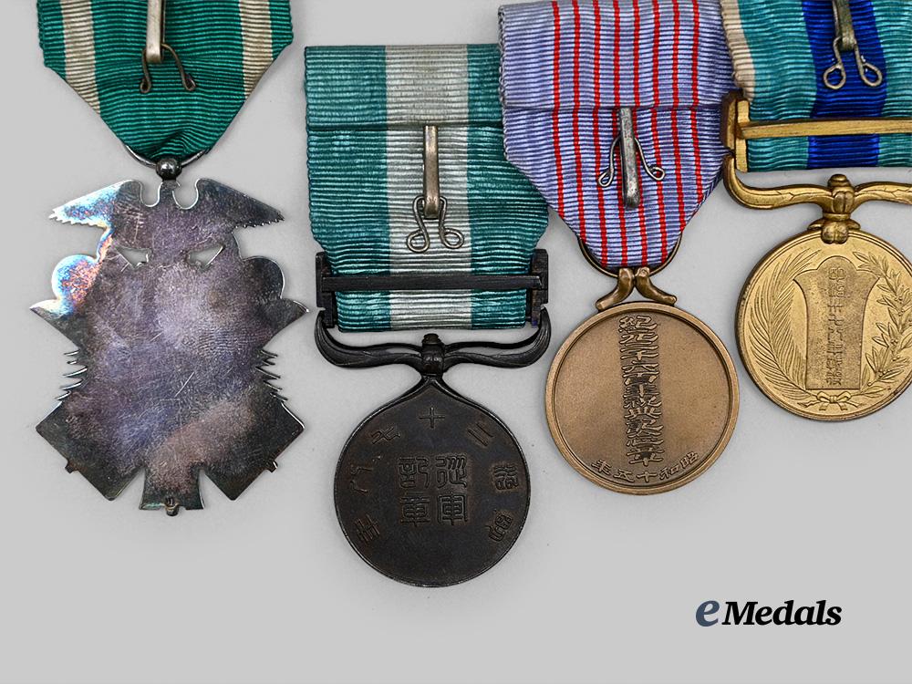 japan,_empire._a_lot_of_four_orders&_awards_e_medals__w8496_8