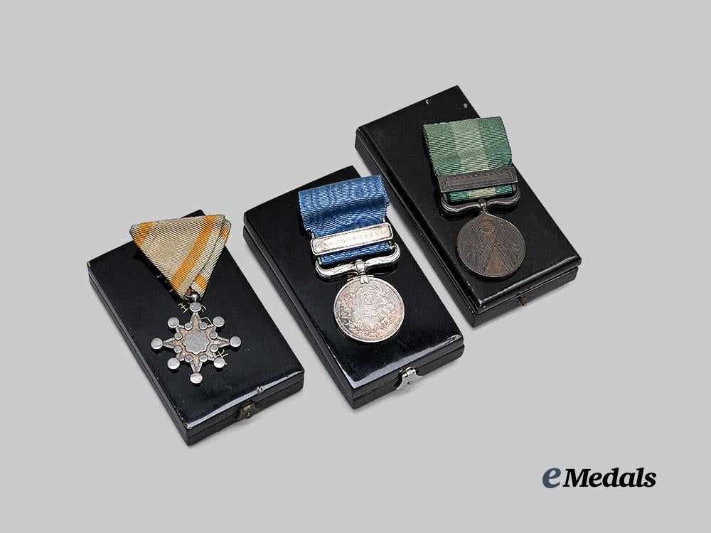 japan,_empire._a_lot_of_three_cased_awards_e_medals__w8497_4