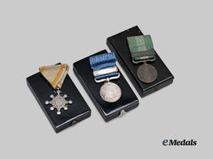 Japan, Empire. A Lot of Three Cased Awards