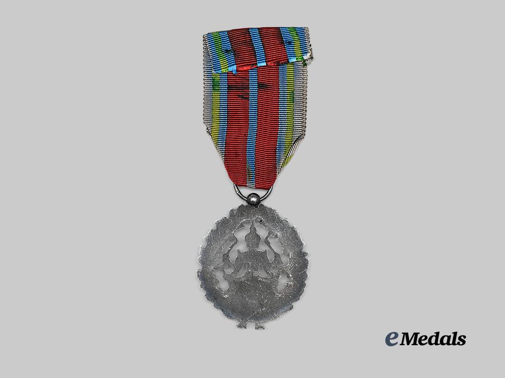 cambodia,_kingdom._medal_of_labour,_silver_class_e_medals__w8501_4