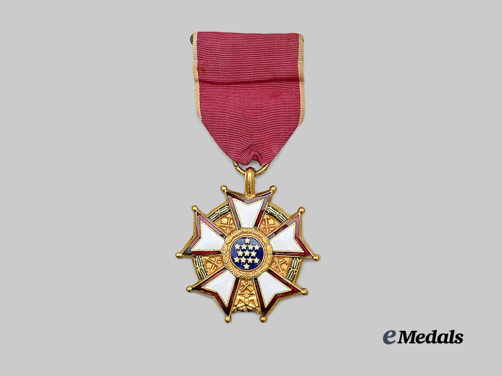 united_states._a_legionnaire_of_merit_e_medals__w8514_5