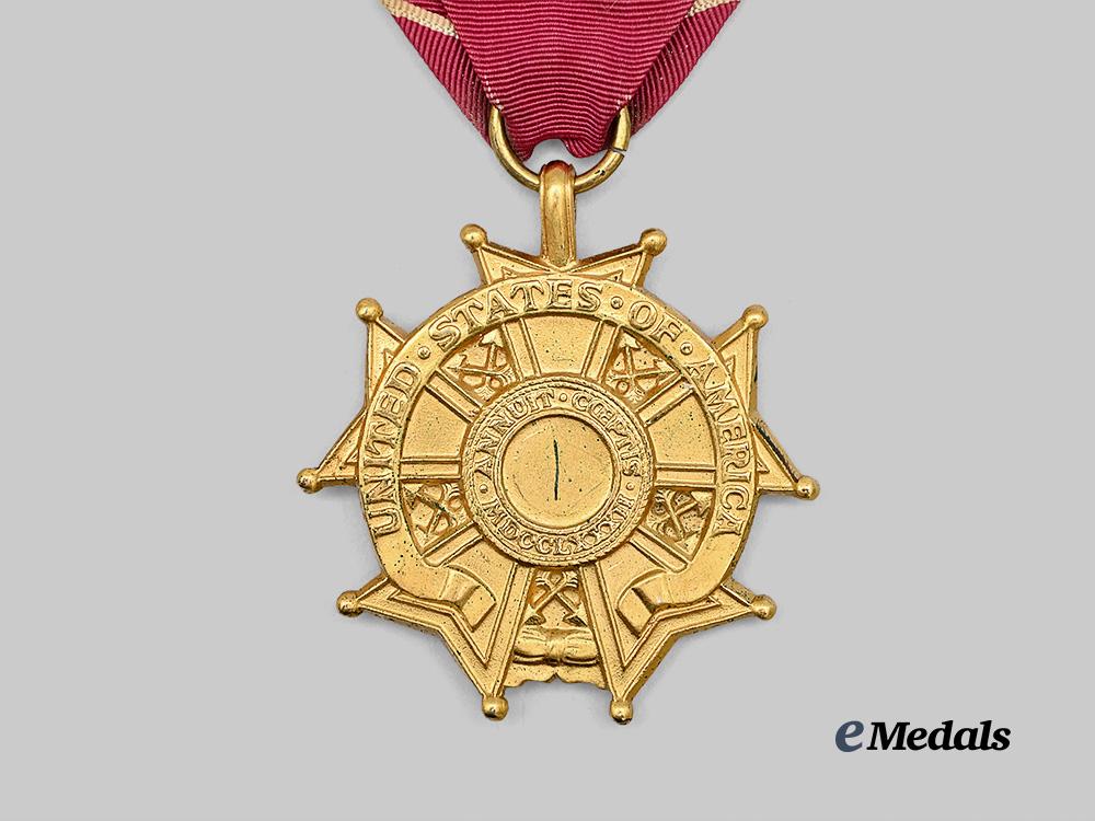 united_states._a_legionnaire_of_merit_e_medals__w8514_8