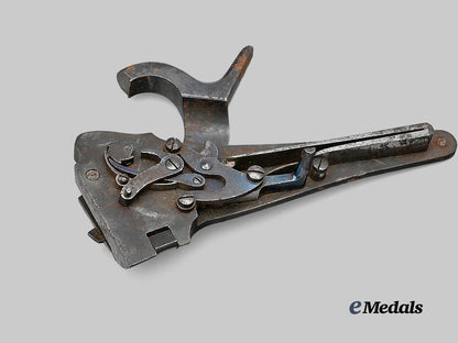 united_states._a_british-_type_green_carbine1856_gun_lock_by_massachusetts_arms_company_e_medals__w8516_5