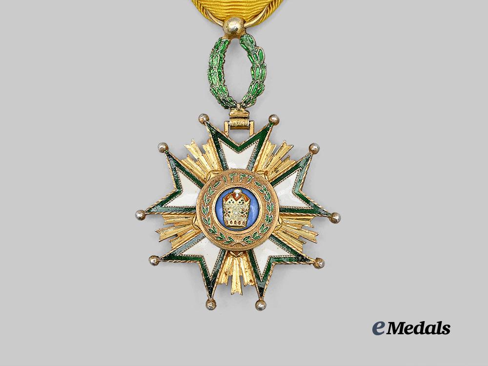persia._an_order_of_the_crown,_i_v_class_e_medals__w8518_3