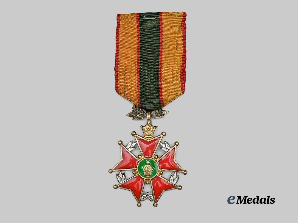 persia,_pahlavi_dynasty._a_service_order,_i_i_class_e_medals__w8521_2