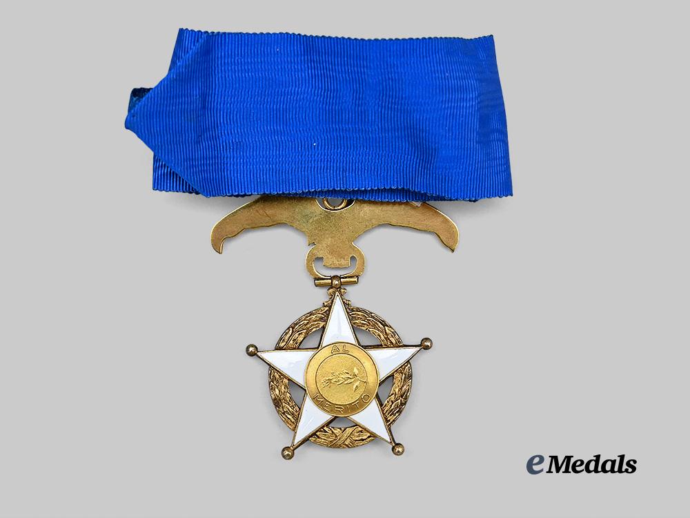 chile,_republic._an_order_of_merit,_grand_officer_set_e_medals__w8545_13