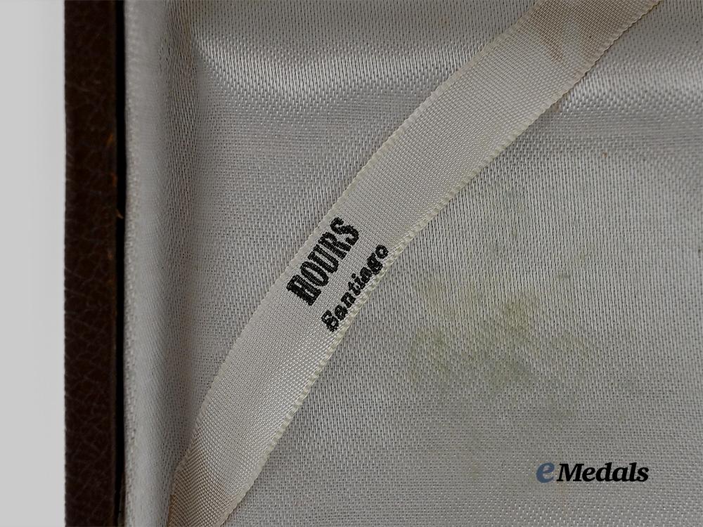 chile,_republic._an_order_of_merit,_grand_officer_set_e_medals__w8545_4