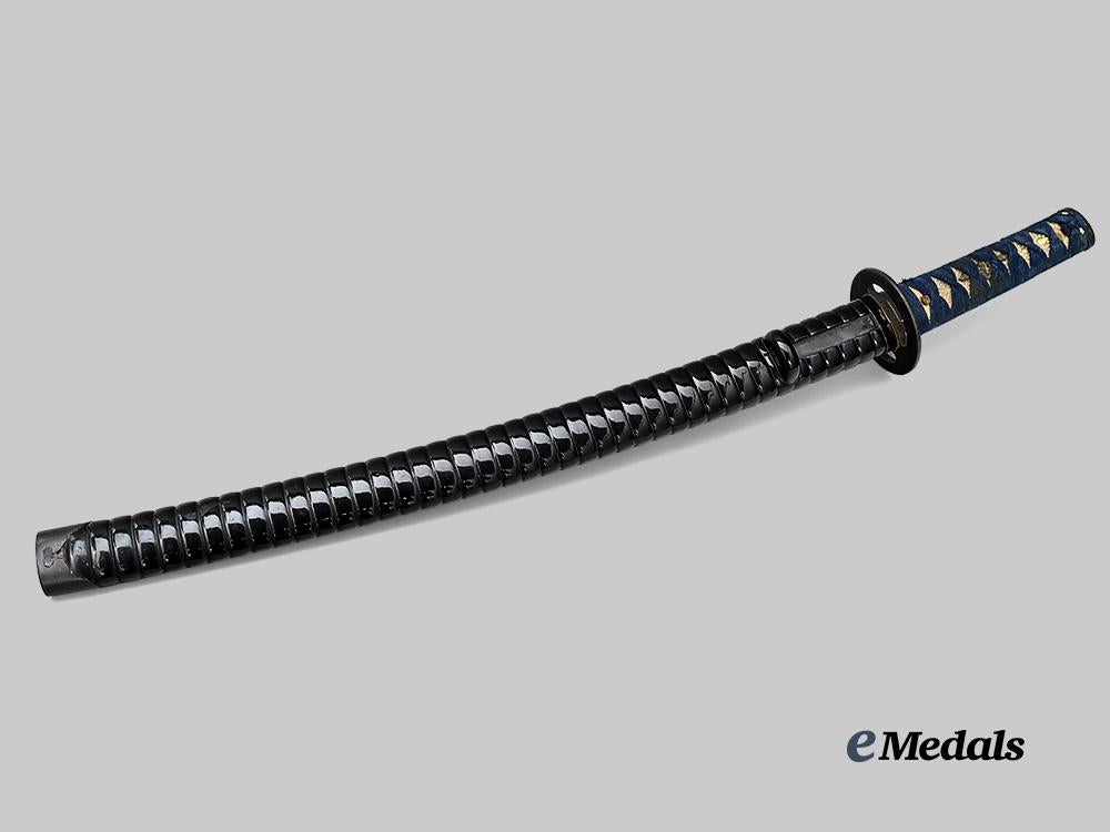 japan,_imperial._a_wakizashi_with_scabbard_e_medals__w8549_2