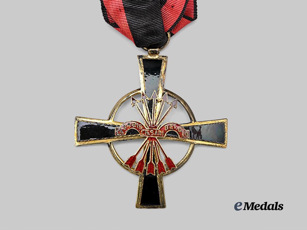 spain,_franco_period._an_imperial_order_of_the_yoke_and_arrows,_knight,_c.1970s_e_medals__w8550_3