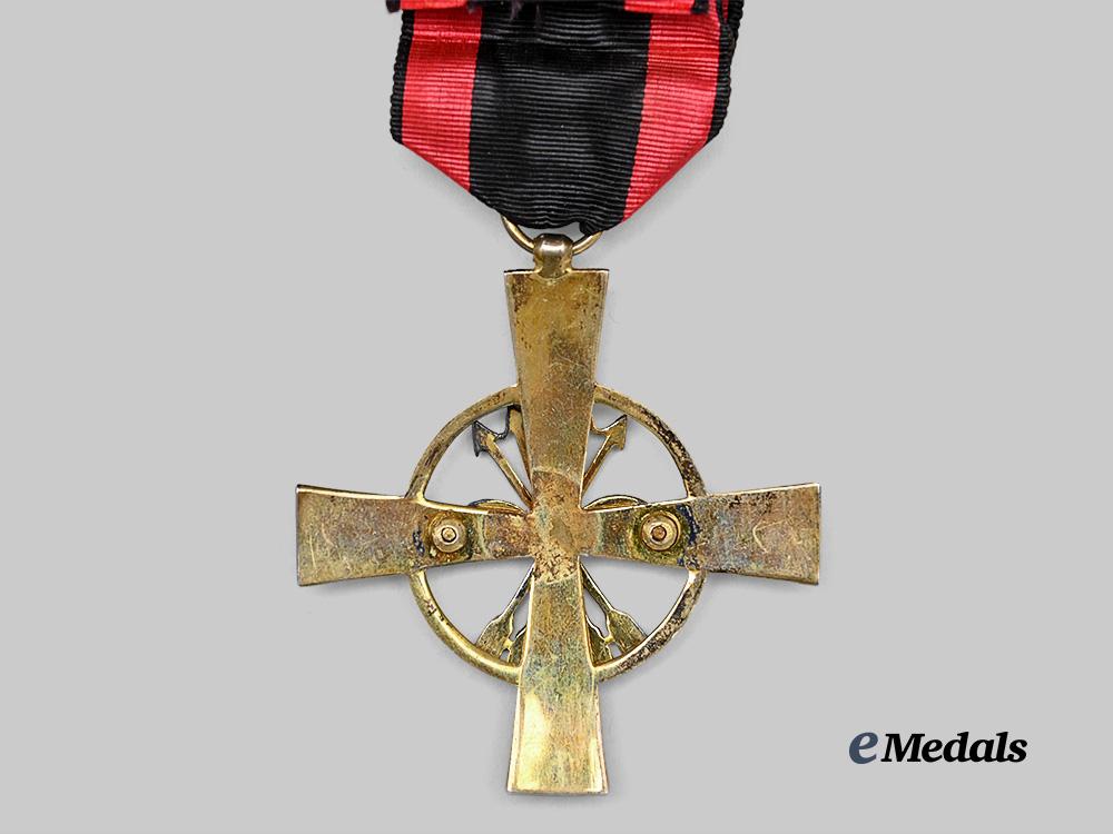 spain,_franco_period._an_imperial_order_of_the_yoke_and_arrows,_knight,_c.1970s_e_medals__w8550_5