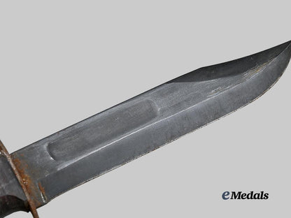 united_states._a_u_s_navy_mk_i_i_fighting_combat_knife_with_u_s_n_mk2_sheath_e_medals__w8556_8