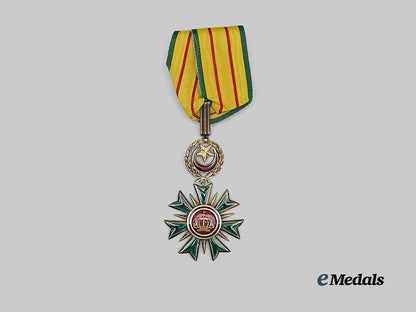 brunei,_sultanate._a_most_blessed_order_of_loyalty,_i_i_i_class_by_spink_e_medals__w8561_6
