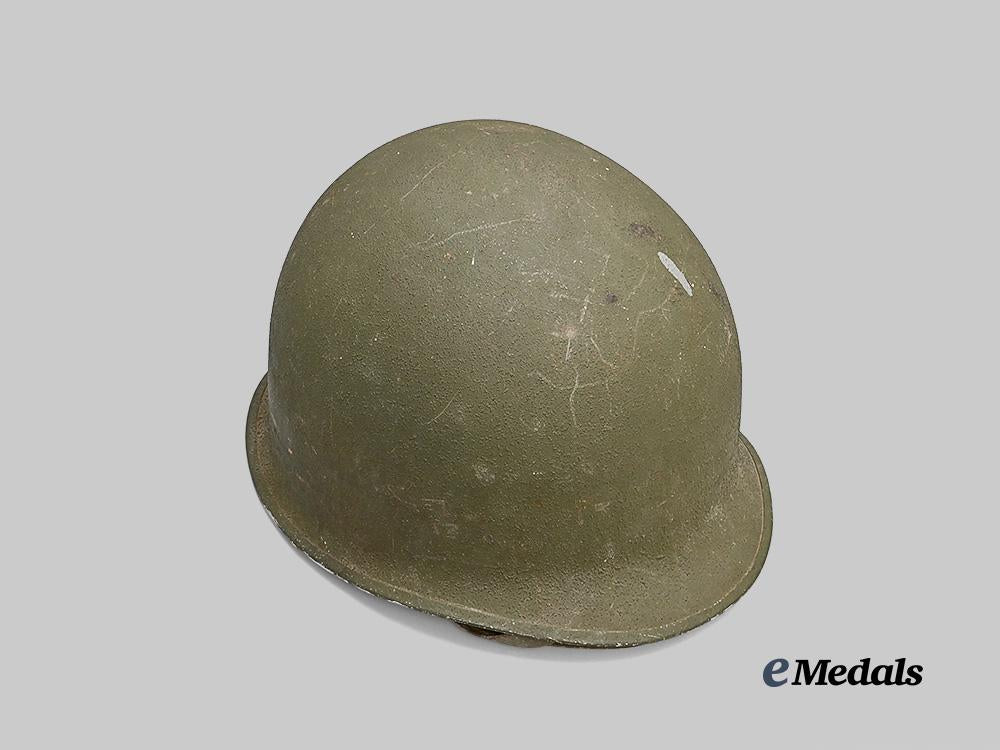 united_states._an_m1_steel_combat_helmet_with_liner_e_medals__w8566_3