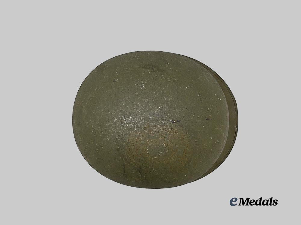 united_states._an_m1_steel_combat_helmet_with_liner_e_medals__w8567_8