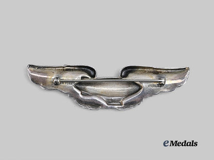 united_states._an_army_air_force_airship_pilot_badge,_by_meyer,_c.1935_e_medals__w8572_3