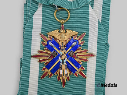 japan,_empire._an_order_of_the_golden_kite,_i_class_grand_cordon,_taylors_copy_e_medals__w8575_10