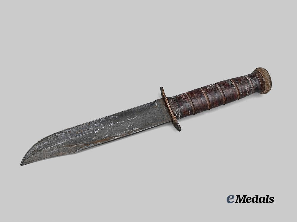 united_states._a_k_a-_b_a_r_w_w_i_i_combat_knife_e_medals__w8577_4