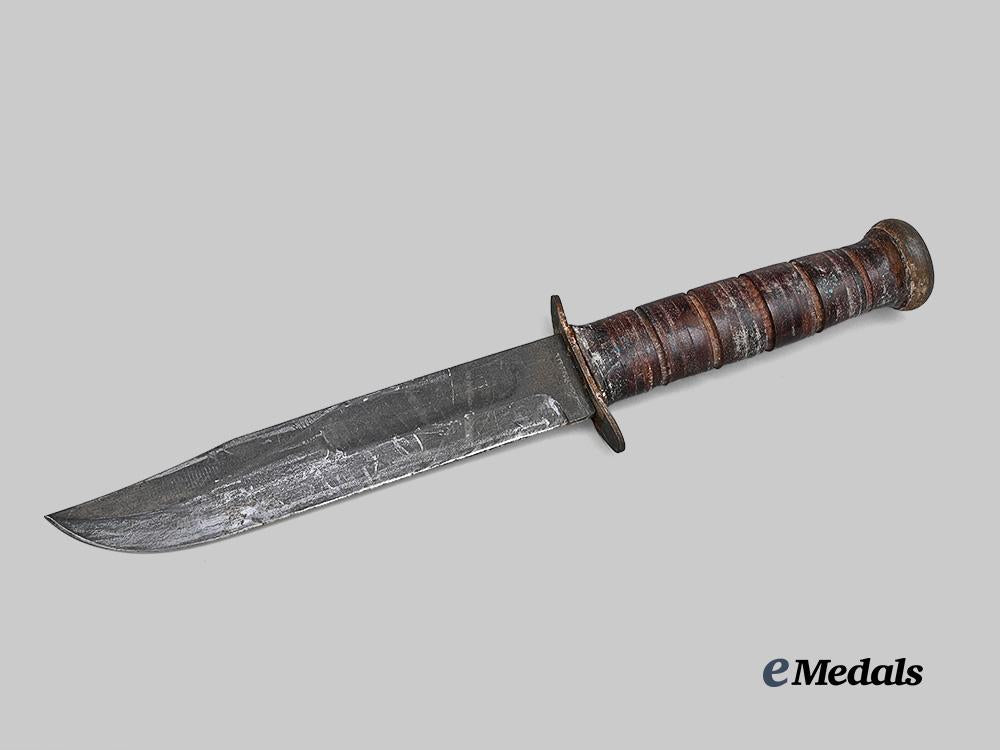 united_states._a_k_a-_b_a_r_w_w_i_i_combat_knife_e_medals__w8577_5