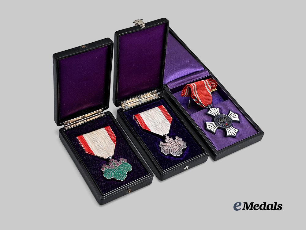 japan,_empire._a_lot_of_three_orders&_decorations_e_medals__w8581_3