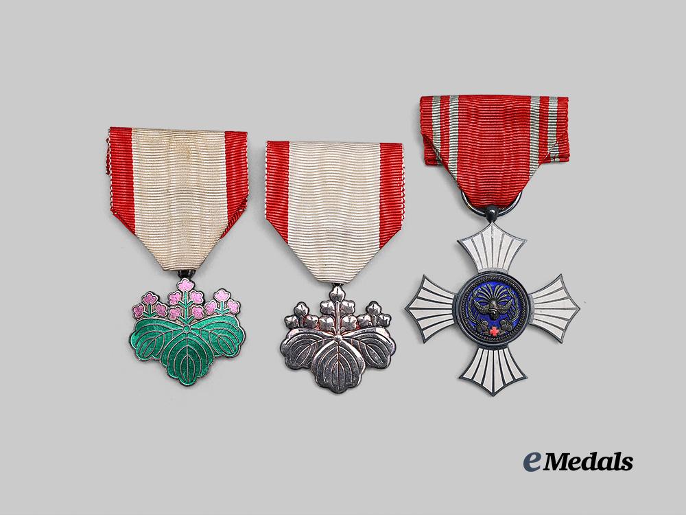 japan,_empire._a_lot_of_three_orders&_decorations_e_medals__w8581_5