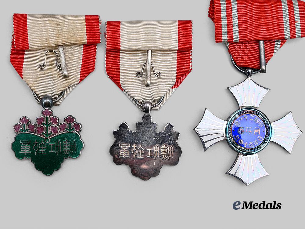 japan,_empire._a_lot_of_three_orders&_decorations_e_medals__w8581_8