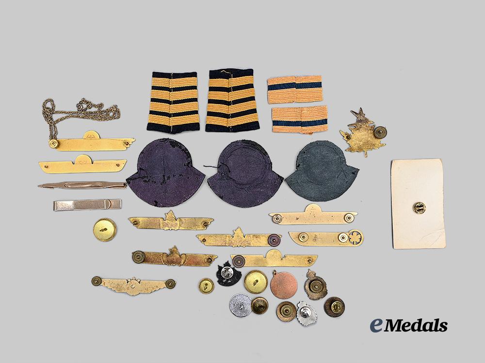 canada,_commonwealth._an_early_logbook_group_to422_squadron,_f-86&_shooting_star_pilot_e_medals__w8588_3