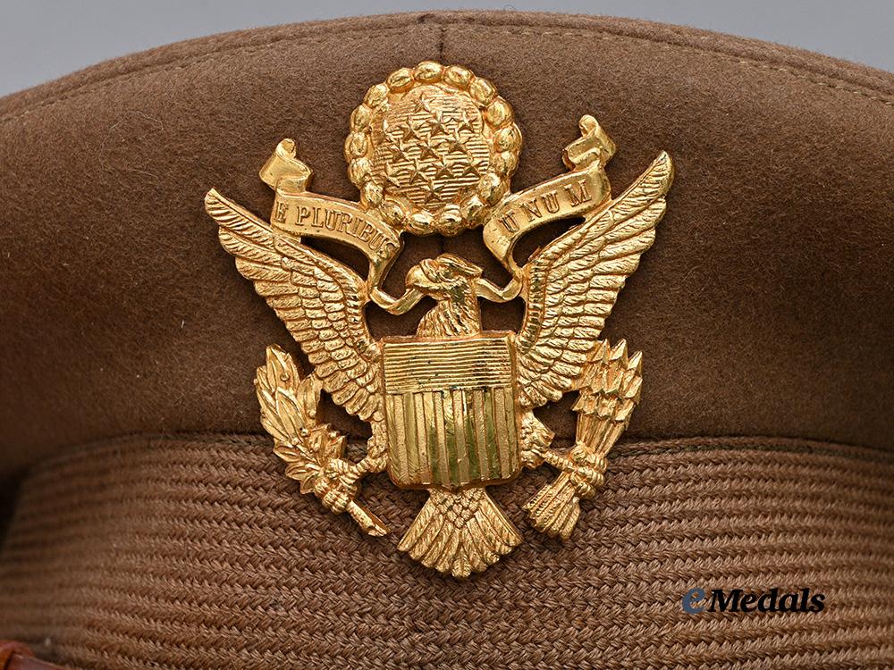 united_states._a_fine_w_w_i_i_u._s._army_officer_visor_cap,_by_morry_luxenberg,_n_y_e_medals__w8591_11