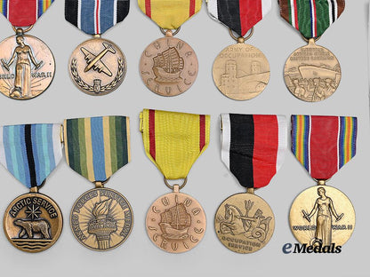 united_states._a_lot_of_thirteen_military_awards_e_medals__w8602_6