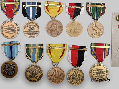 united_states._a_lot_of_thirteen_military_awards_e_medals__w8602_9