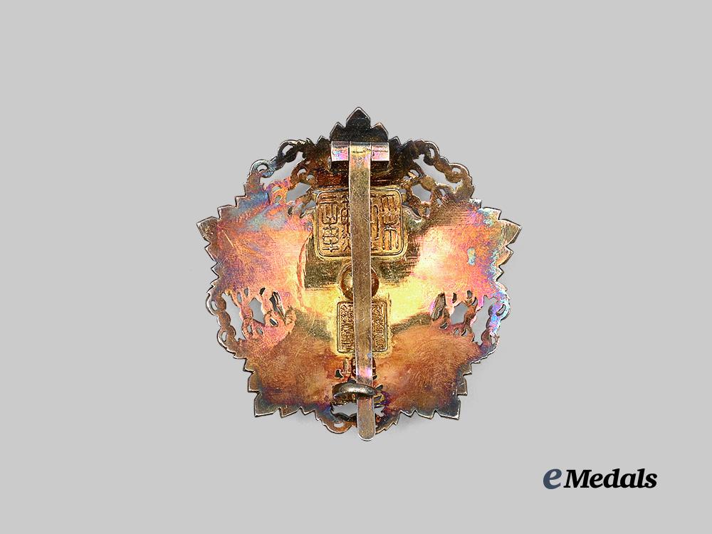 china,_republic-_kuomintang_era._an_order_of_the_brilliant_jade,_first_class_badge,_c.1933_e_medals__w8615_13