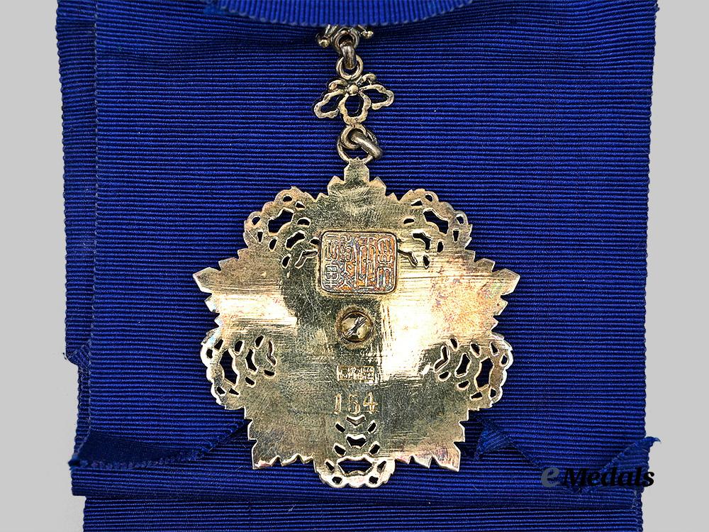 china,_republic-_kuomintang_era._an_order_of_the_brilliant_jade,_first_class_badge,_c.1933_e_medals__w8615_9