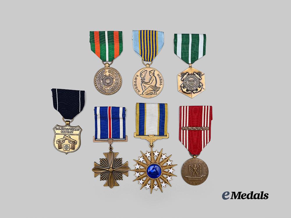 united_states._a_lot_of_seven_military_awards_e_medals__w8620_2