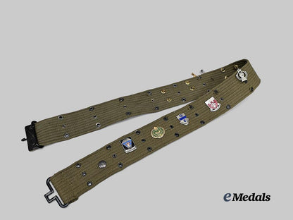 united_states._a_lot_of_patches&_insignia_e_medals__w8632_5