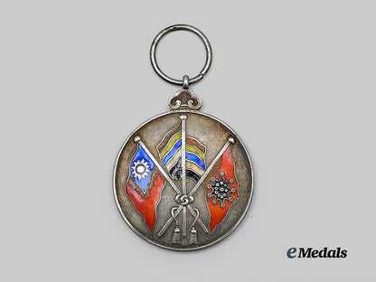 china,_beiyang_government._a_first_war_service_medal,_officer's_version,_c.1918_e_medals__w8661_2