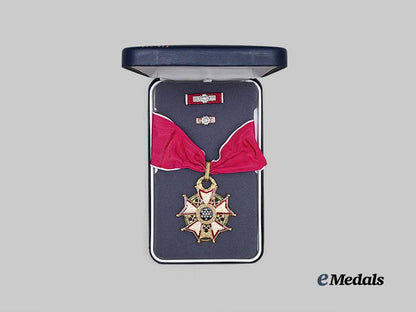 united_states._a_legion_of_merit,_commander_with_case&_carton,_c.1975_e_medals__w8666_3