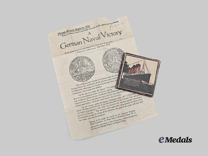 united_kingdom._a_sinking_of_the_lusitania_medallion_in_carton_e_medals__w8683_2