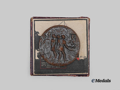 united_kingdom._a_sinking_of_the_lusitania_medallion_in_carton_e_medals__w8683_6