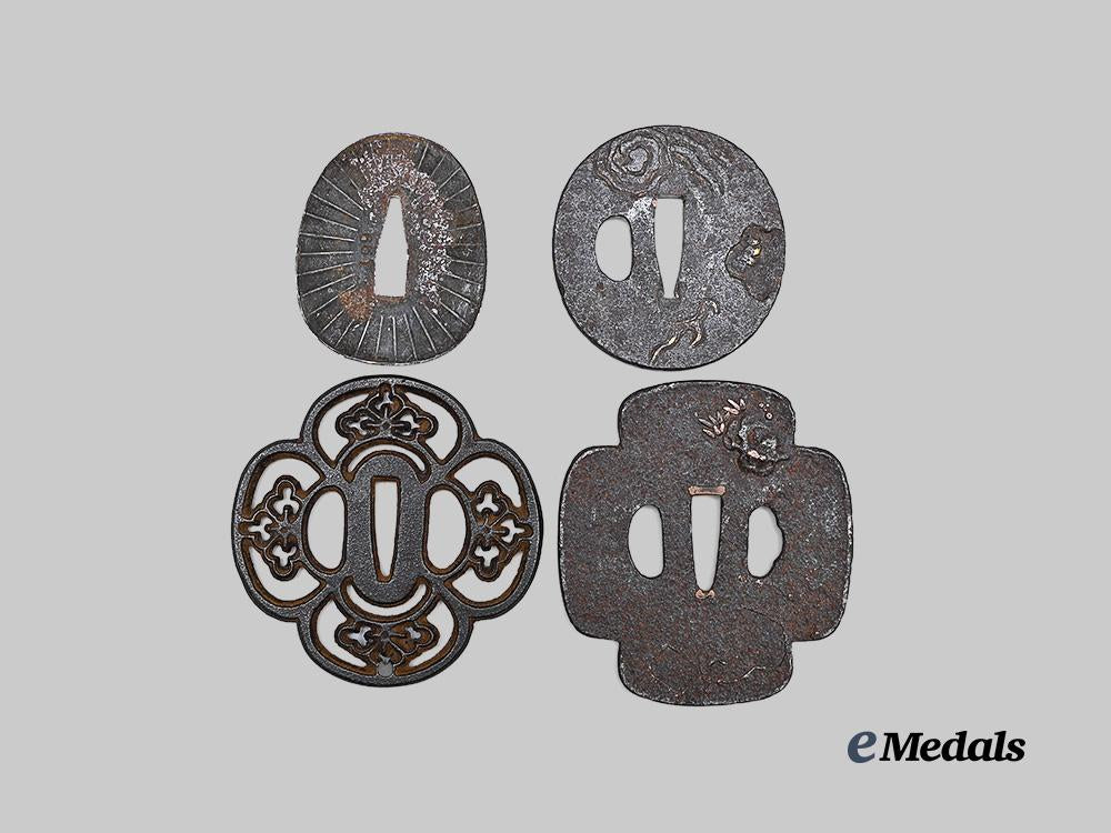 japan,_empire._a_lot_of_four_tsuba_e_medals__w8688_3