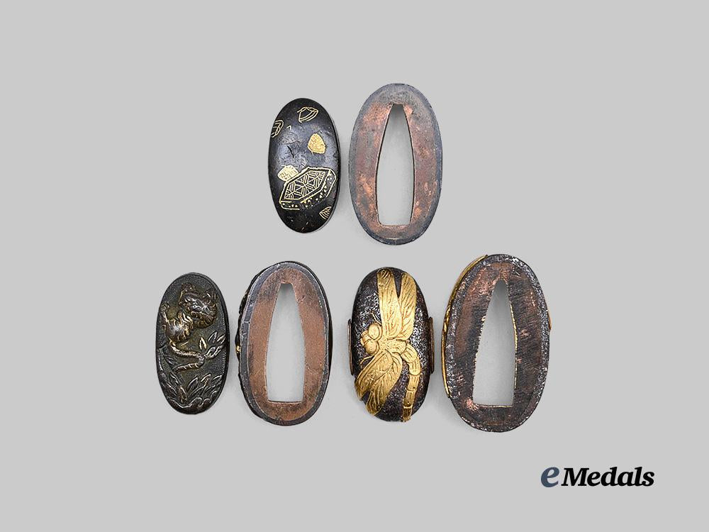 japan,_empire._a_lot_of_three_fuchi&_kashira_sets_e_medals__w8690_3